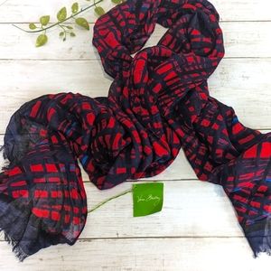 Vera Bradley Soft Fringe 100% Rayon Scarf in Navy/Red Art Plaid.